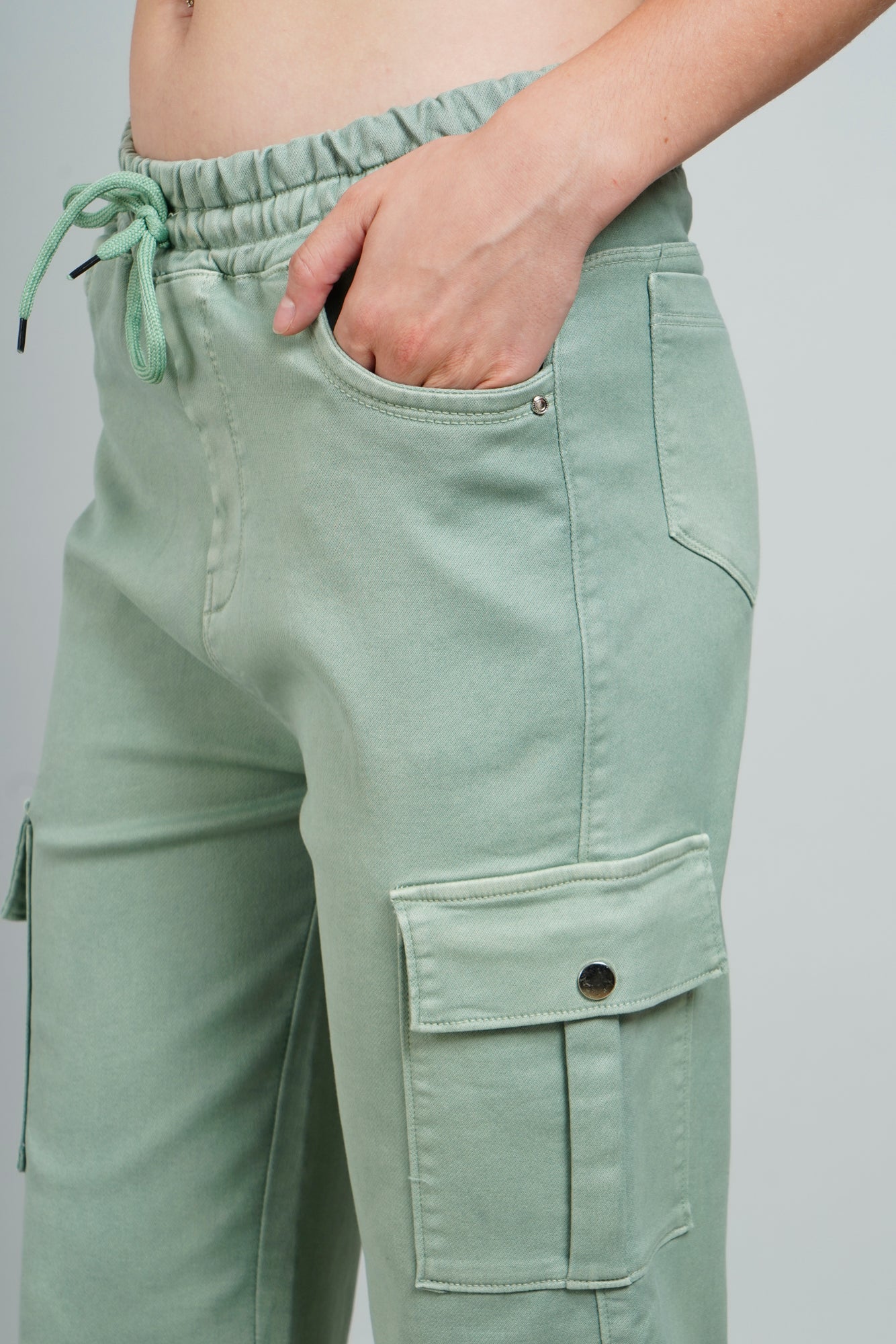 Relaxed Fit Cargo Style Jogger Pants