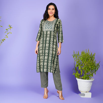 Green Ethnic Striped Kurta Set with Embroidered Yoke | Elegant Women’s Ethnic Wear